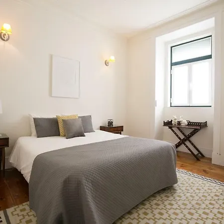 Sao Pedro De Alcantara - Bairro Alto * Lisboa